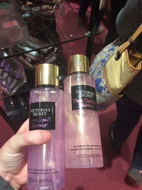 victoria's secret glitter spray.